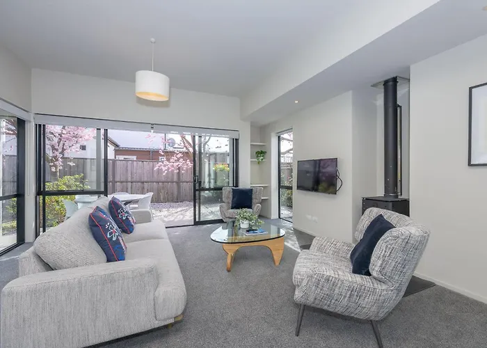 Mountain Views In Meadowstone Holiday home